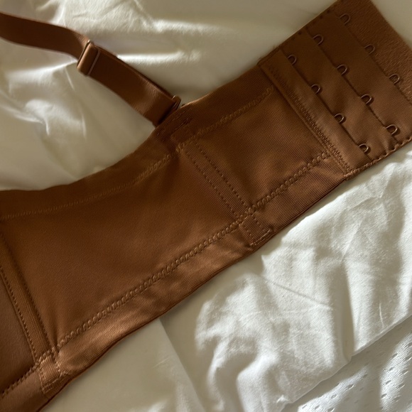 Wacoal .. strapless or regular Bra Size 38 DD $25 - Picture 5 of 5